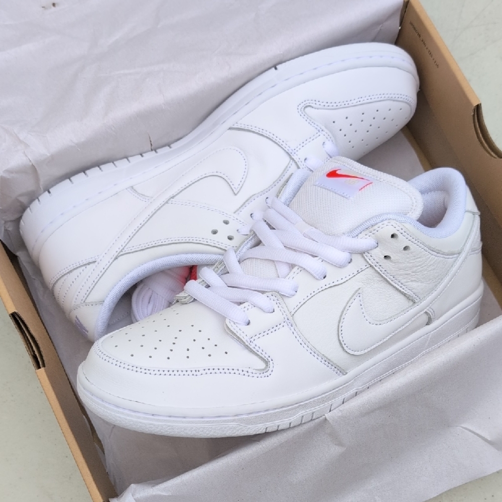 Nike SB Dunk Low Pro - Triple White Orange Label - Men's Size 11 ( FJ1674-100 ) - Picture 1 of 9